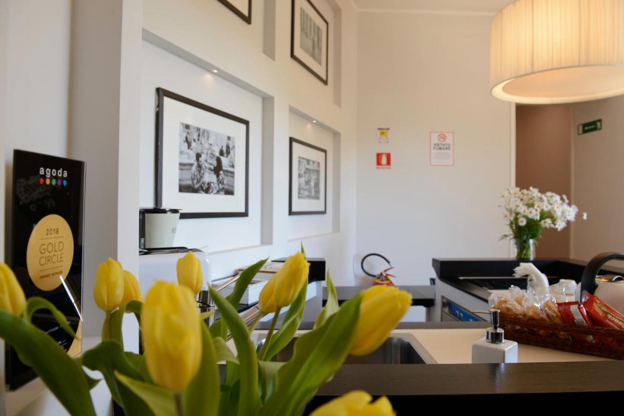 At Home Townhouse - Filiberto Rome Luaran gambar