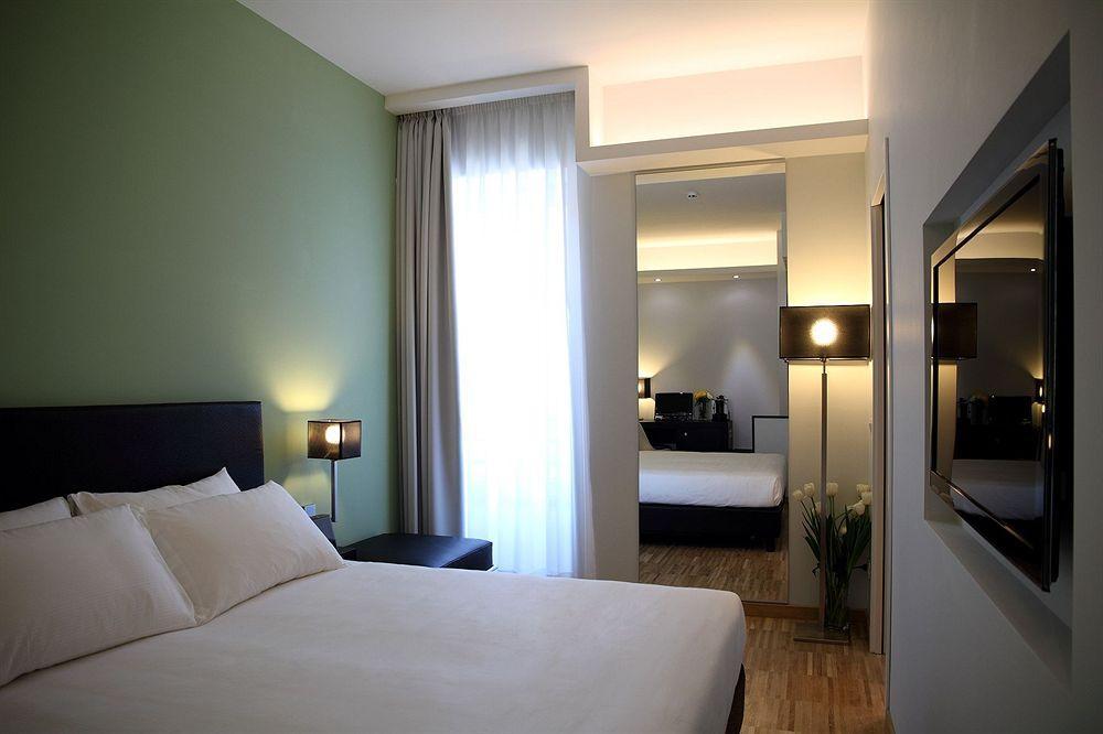 At Home Townhouse - Filiberto Rome Luaran gambar